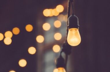 What factors impact the changes in energy prices? The commentary of our expert